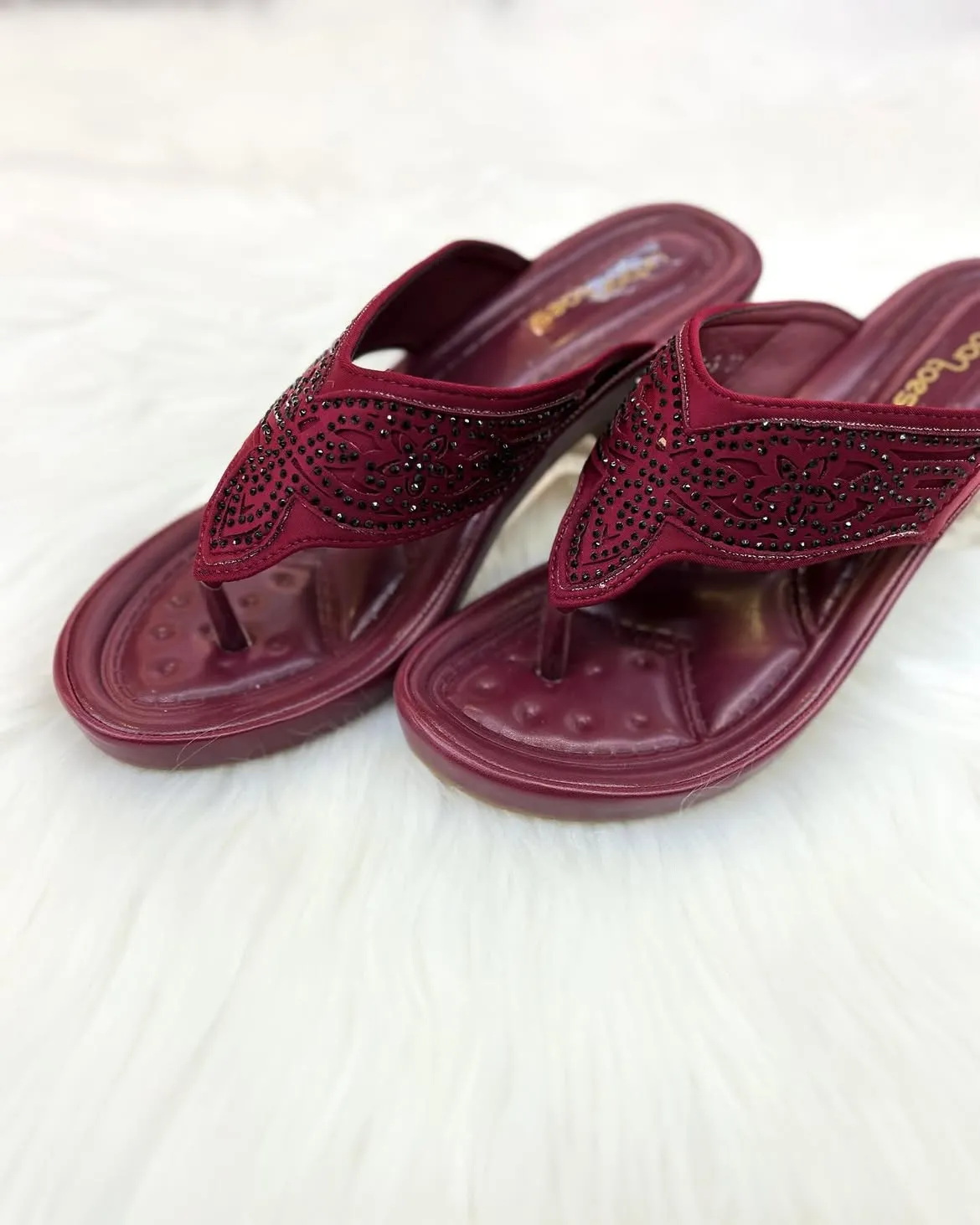 Edge Maroon Platform Slippers