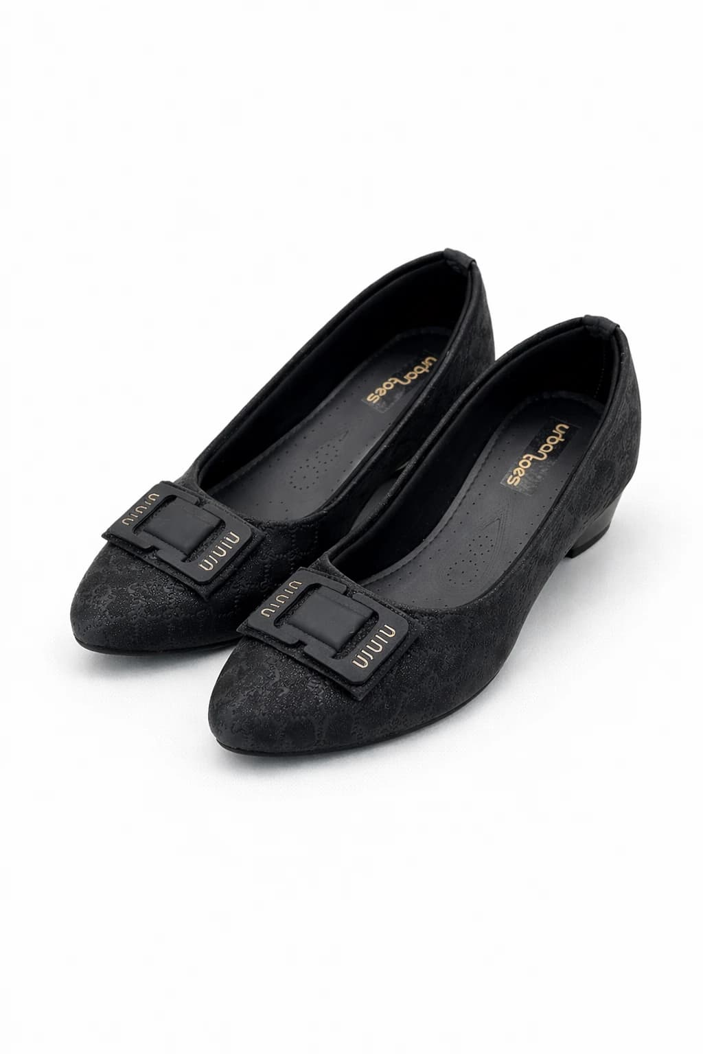 Classic women's black formal low heel shoes with Buckle Detail – Comfortable Office Wear