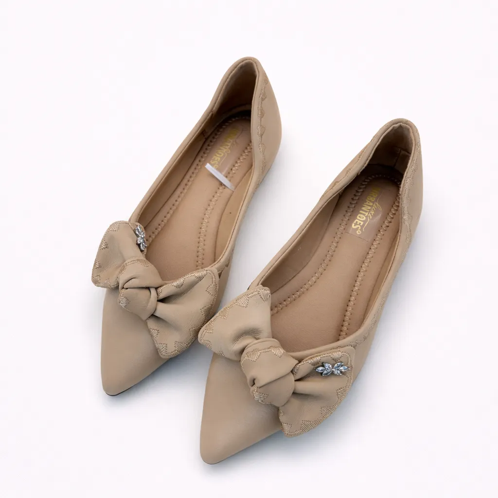 UrbanToes Elise Bow Beige Leather Flats