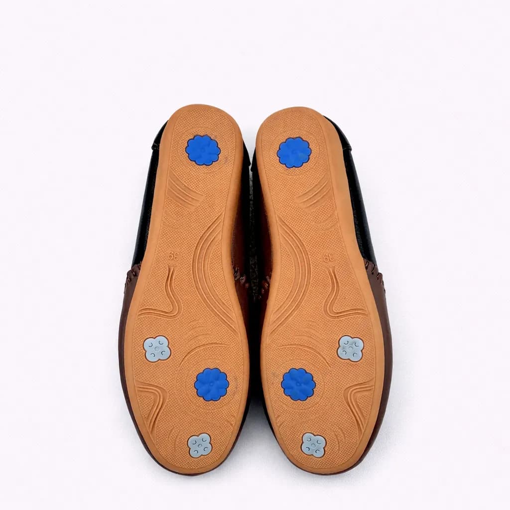 UrbanToes Black & Brown Laser-Cut Comfort Flats