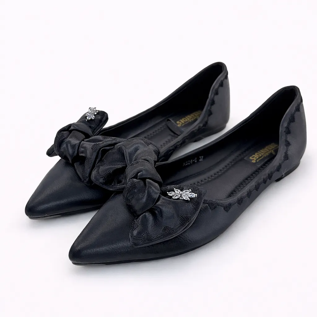 UrbanToes Elise Bow Black Leather Flats - UrbanToes